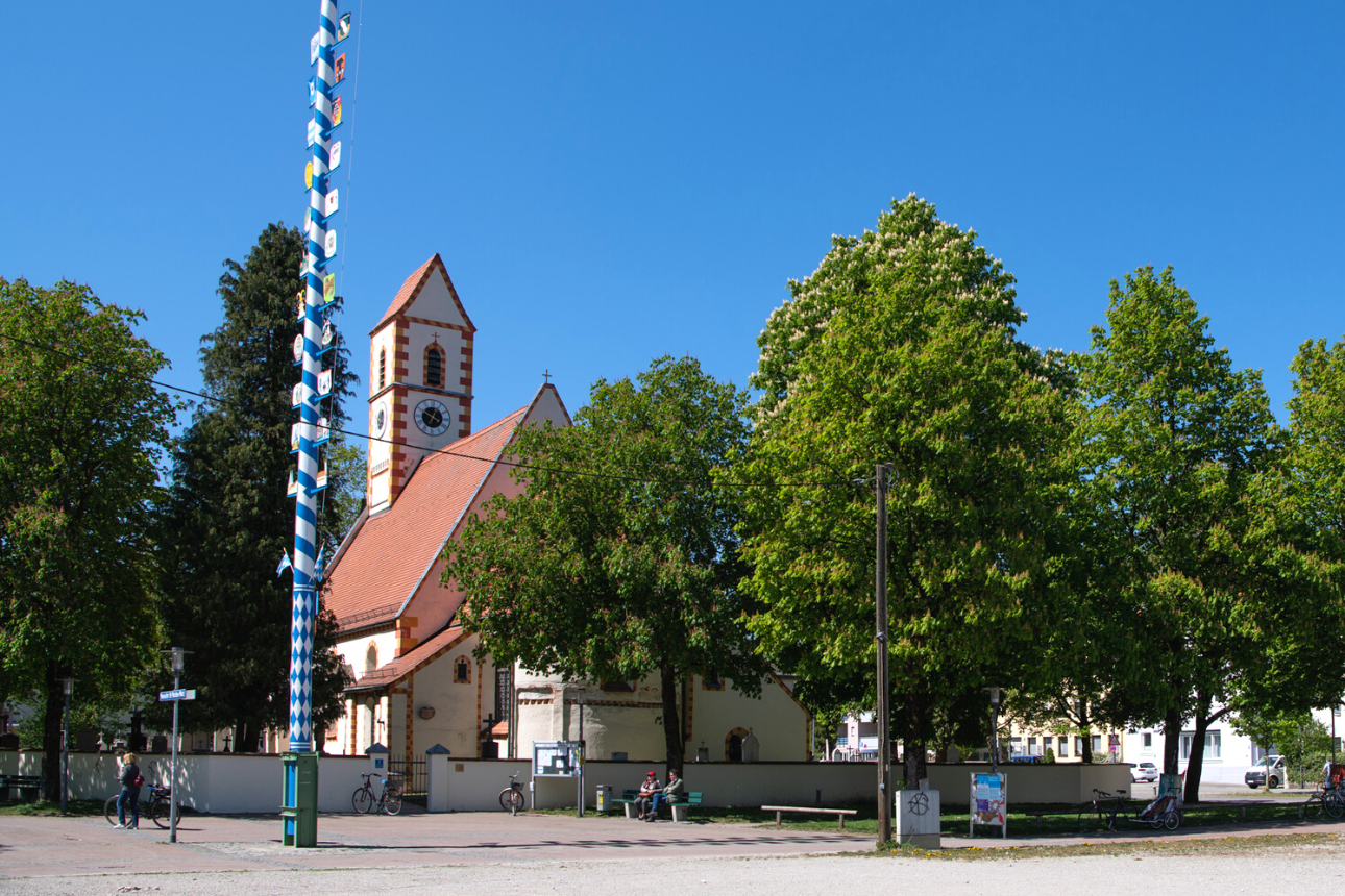 Kirche Moosach