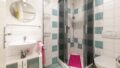 Badezimmer Nr. 2 mit Dusche