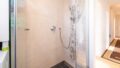 Badezimmer  mit Walk-In-Dusche