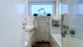 Badezimmer mit Badewanne
