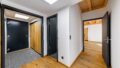 Flur mit Diele und Garderobe